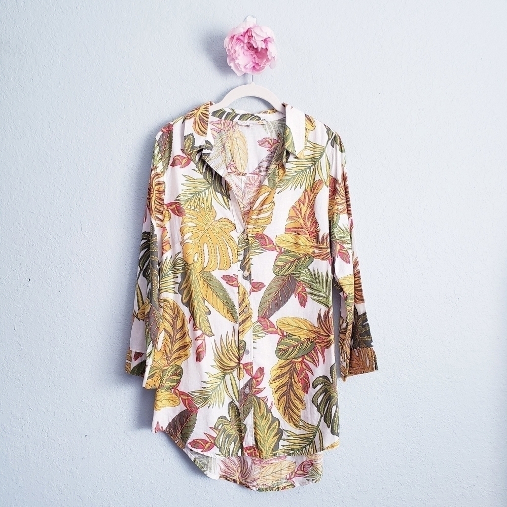 C&C California Linen Blend Palm Leaf Buttondown Shirt